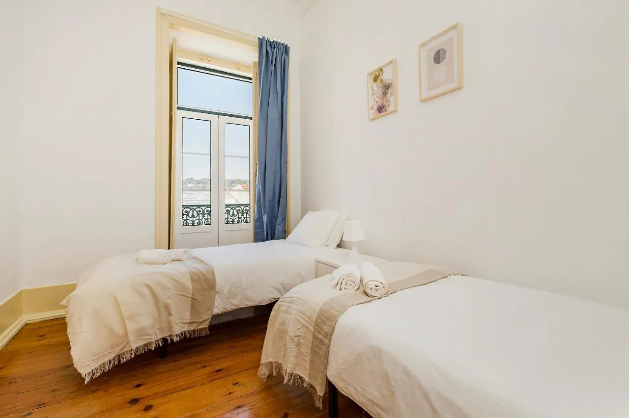 4Br Lisbon Apartament - Excellent Location - New Mattresses! 0*,