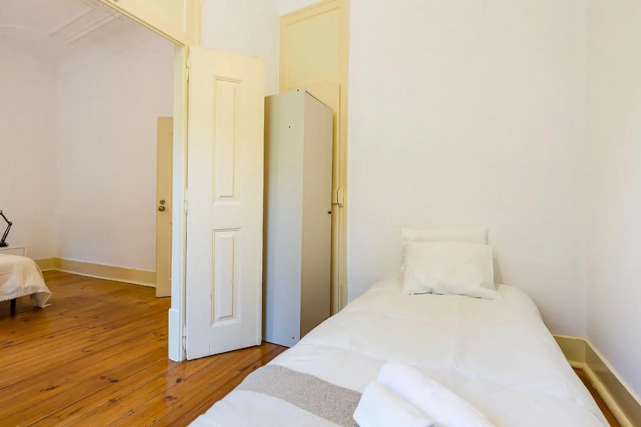 4Br Lisbon Apartament - Excellent Location - New Mattresses! Apartment
